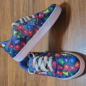 Heelys Gummy Bear Print Lace Up Original Roller Skate Sneakers Unisex